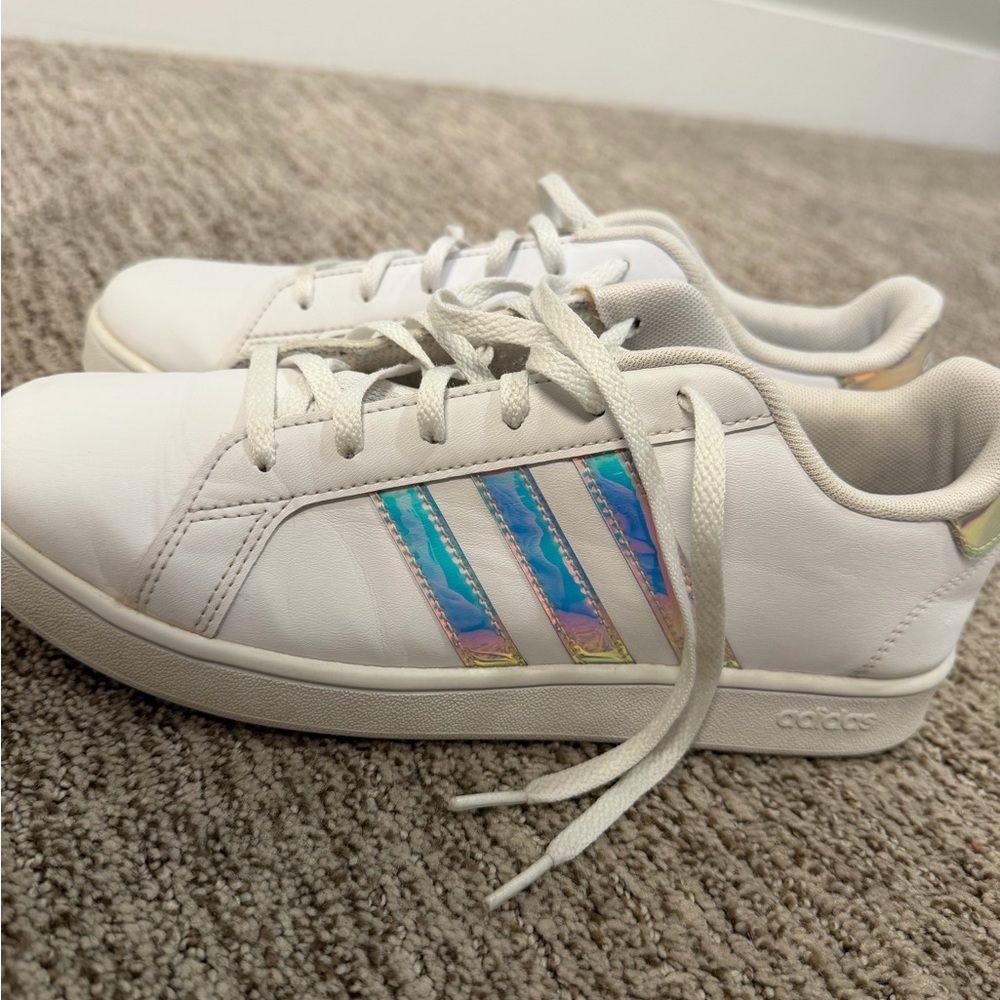 Women’s Adidas White Sneakers with Iridescent Stripes